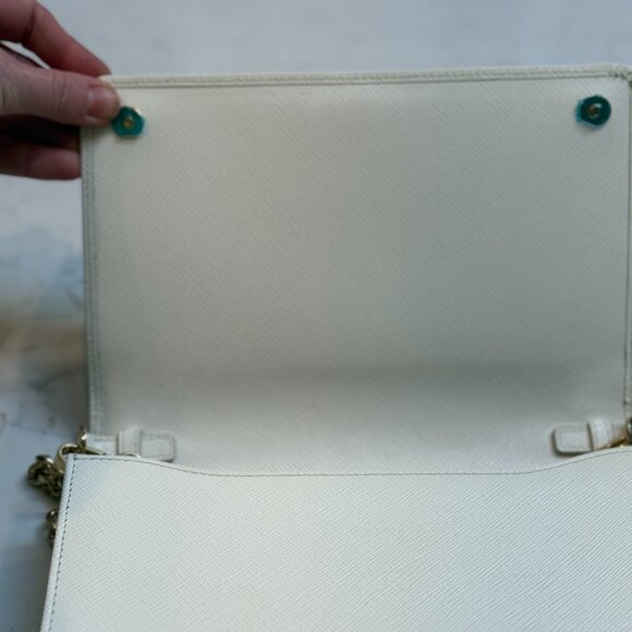 Prada white Saffiano Leather Purse with Gold chain - Picture 3 of 6